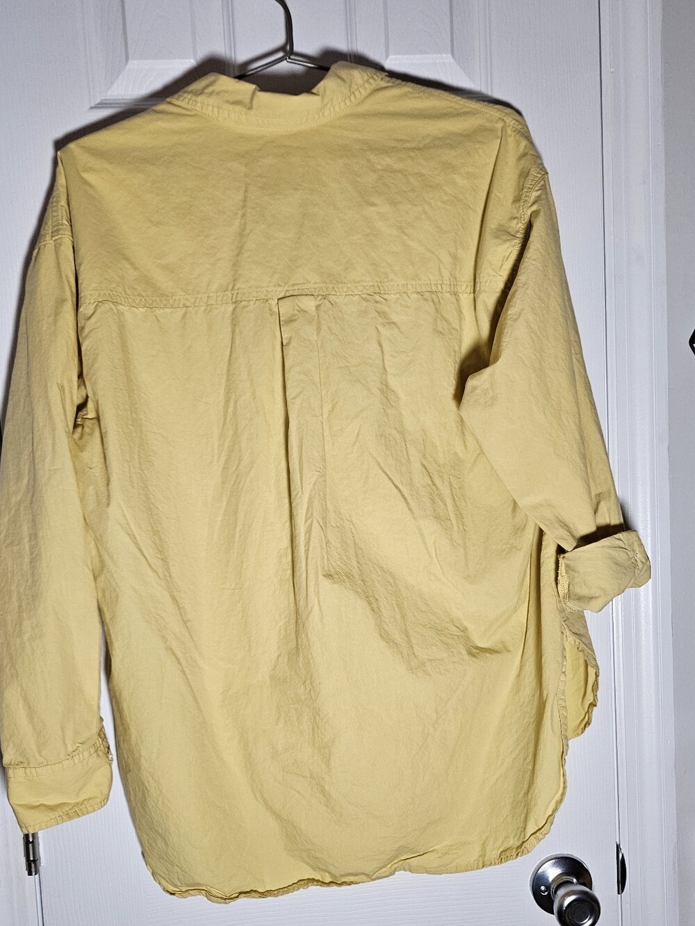 Universal Threads Button Up - Picture 2 of 3